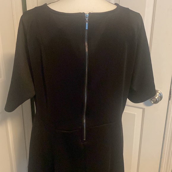 Brand new black dress! - Picture 4 of 7